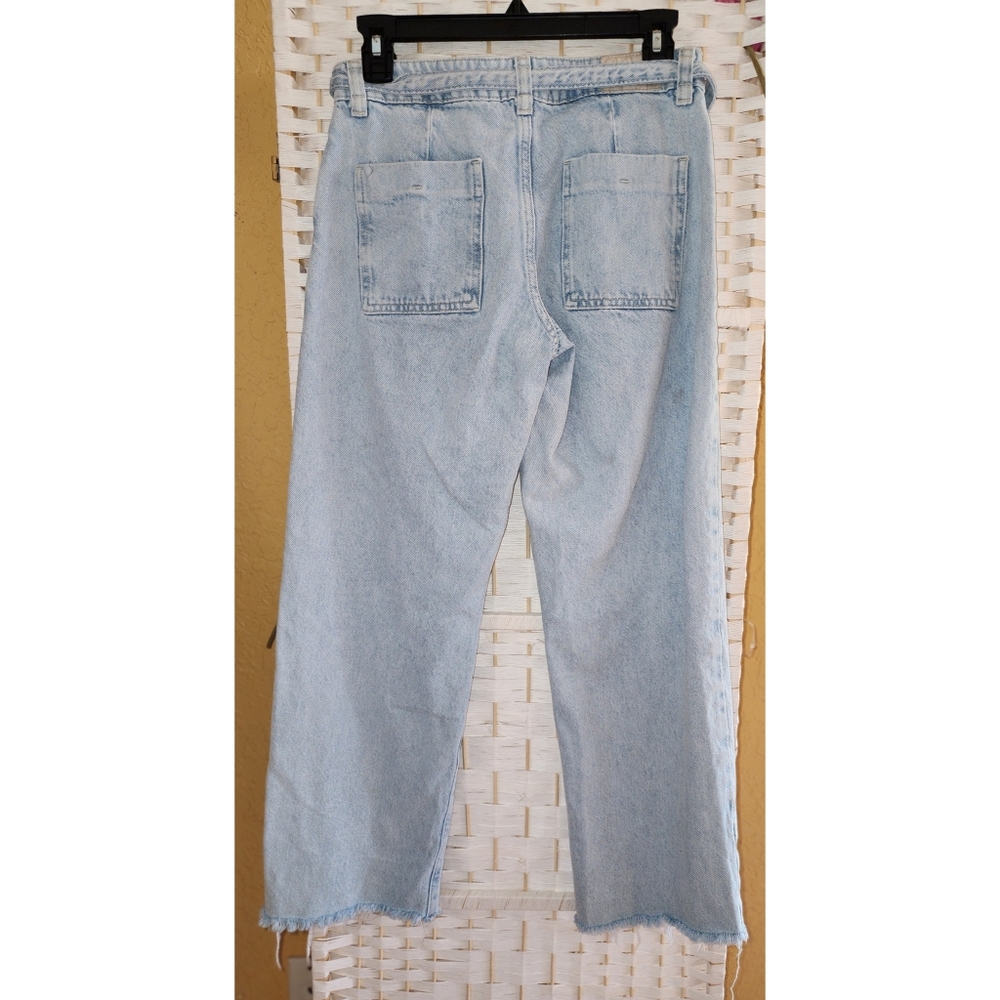 Zara Women's Light Wash Cropped Wide Leg Jeans ZARA'S Size 2 - Picture 2 of 8